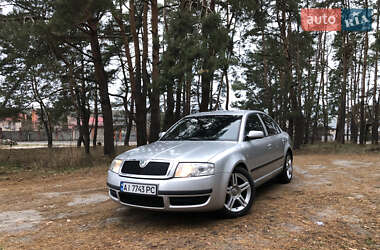 Ліфтбек Skoda Superb 2003 в Києві