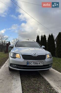 Универсал Skoda Superb 2014 в 