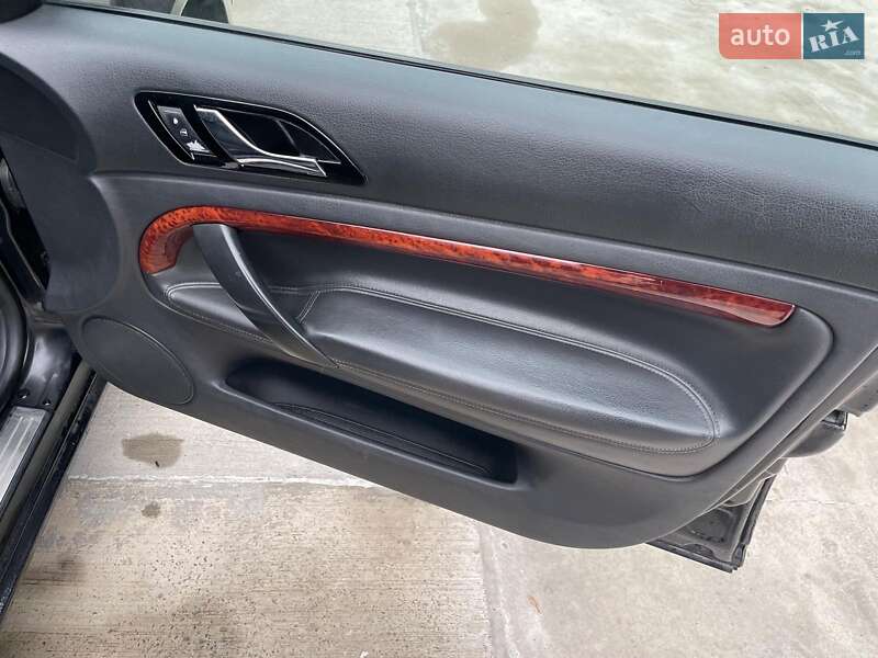 Ліфтбек Skoda Superb 2002 в Києві