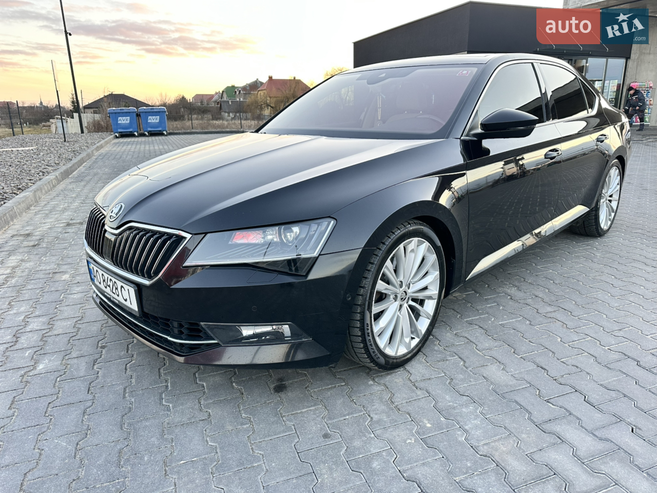 2017 Skoda Superb - мініатюра 22