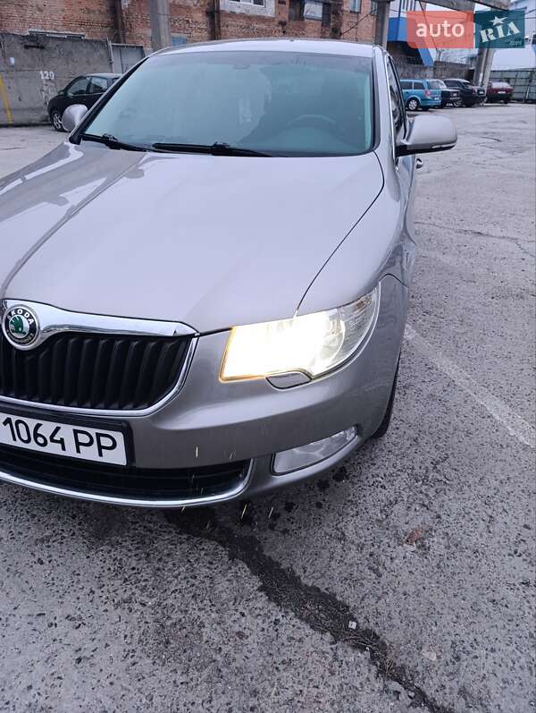 Лифтбек Skoda Superb 2009 в Белой Церкви фото 3 Лифтбек Skoda Superb 2009 в Белой Церкви