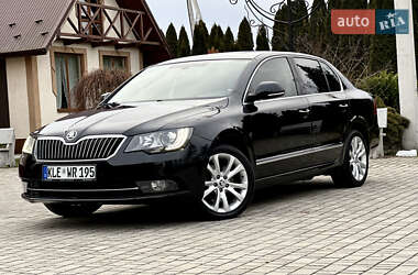 Ліфтбек Skoda Superb 2014 в Самборі