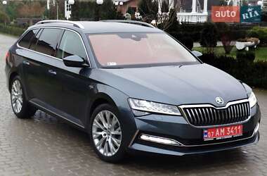 Універсал Skoda Superb 2022 в Почаєві