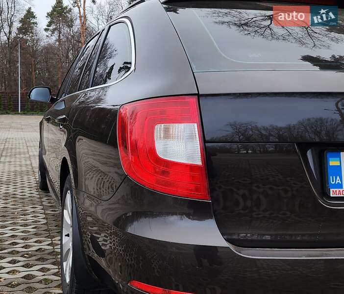 Универсал Skoda Superb 2012 в Харькове