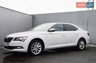 Лифтбек Skoda Superb 2019 в Киеве