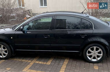 Лифтбек Skoda Superb 2006 в Еланце