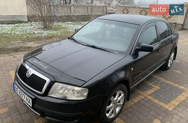 Лифтбек Skoda Superb 2006 в Еланце