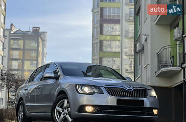 Ліфтбек Skoda Superb 2013 в Івано-Франківську