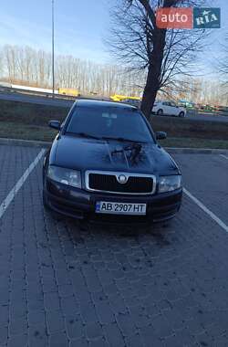 Лифтбек Skoda Superb 2005 в 