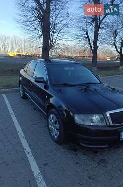 Лифтбек Skoda Superb 2005 в 