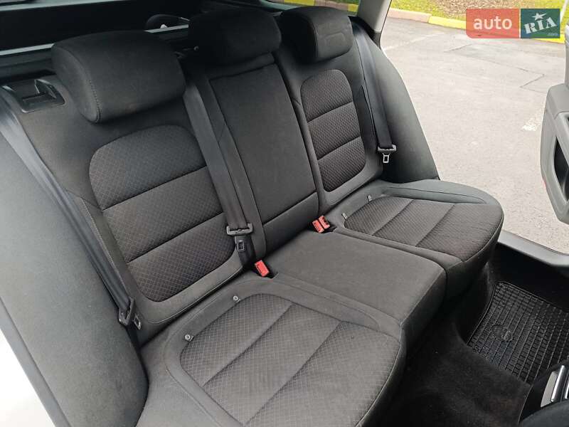 Универсал Skoda Superb 2014 в Мукачево