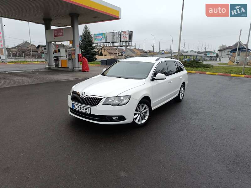 Универсал Skoda Superb 2014 в Мукачево