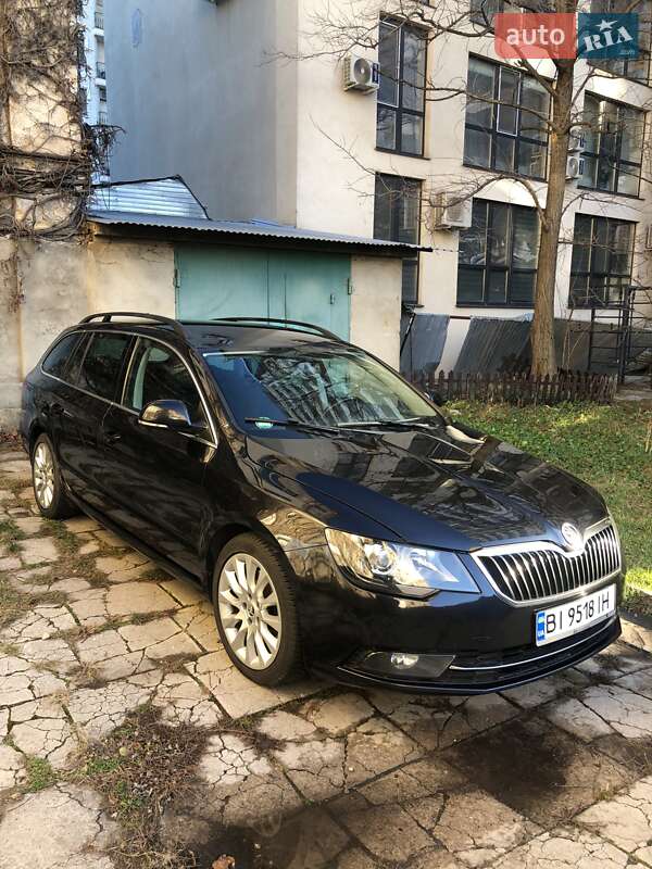 Універсал Skoda Superb 2015 в Одесі