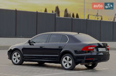 Ліфтбек Skoda Superb 2014 в Луцьку