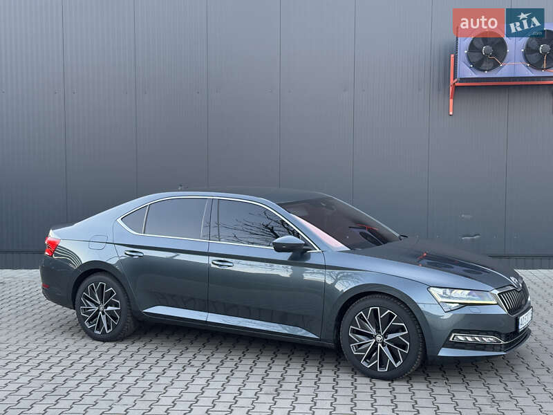 Лифтбек Skoda Superb 2019 в Мукачево