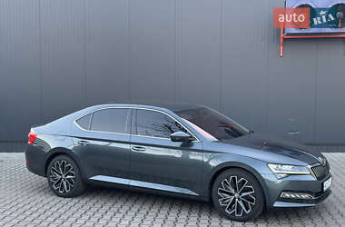 Ліфтбек Skoda Superb 2019 в 