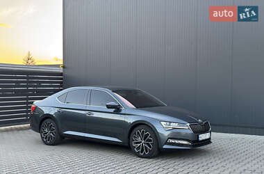 Ліфтбек Skoda Superb 2019 в 