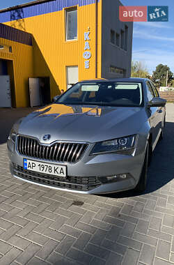 Ліфтбек Skoda Superb 2018 в 