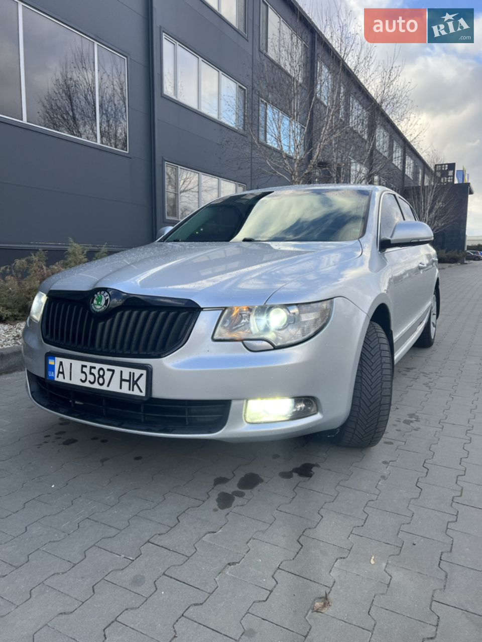 2010 Skoda Superb - мініатюра 22