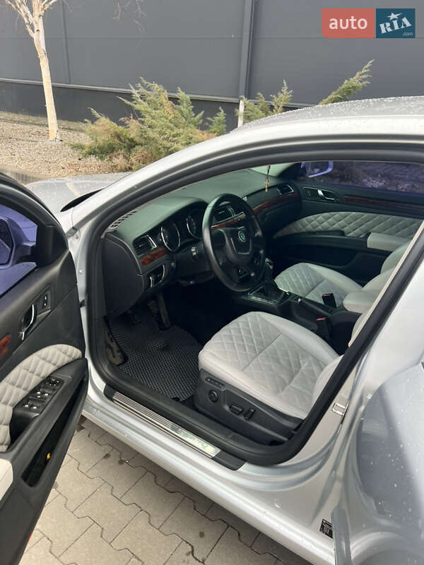 Лифтбек Skoda Superb 2010 в Киеве