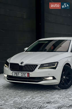 Ліфтбек Skoda Superb 2017 в Міжгір'ї