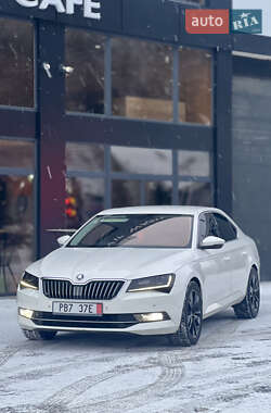 Ліфтбек Skoda Superb 2017 в Міжгір'ї