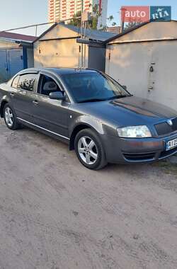 Ліфтбек Skoda Superb 2005 в Києві