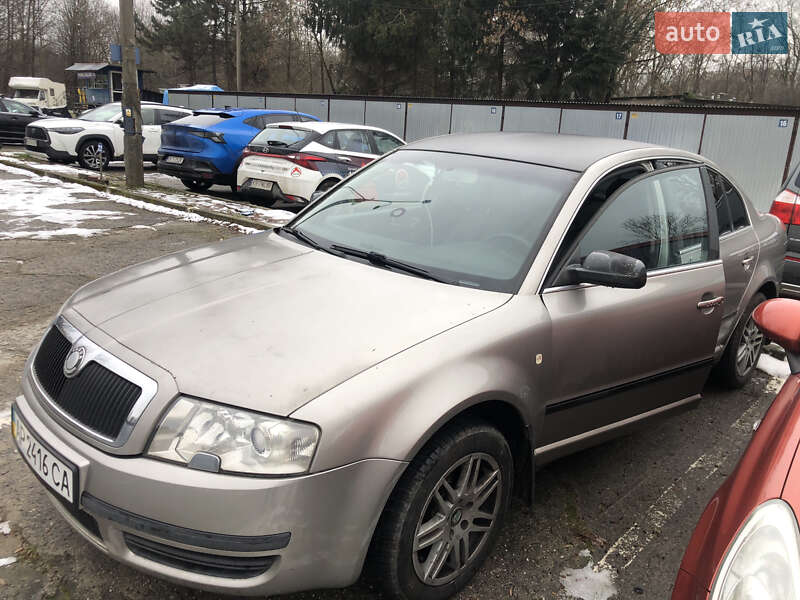 Лифтбек Skoda Superb 2006 в Запорожье