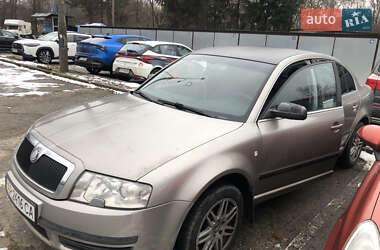 Лифтбек Skoda Superb 2006 в 