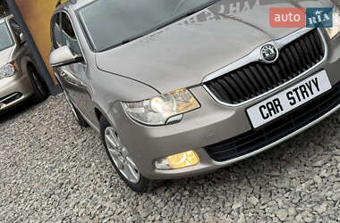 Универсал Skoda Superb 2010 в Стрые