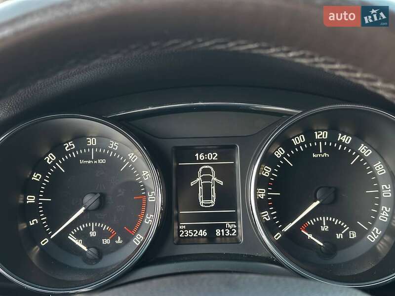 Универсал Skoda Superb 2015 в Кривом Роге