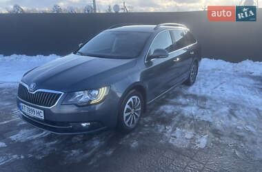 Універсал Skoda Superb 2014 в Долині