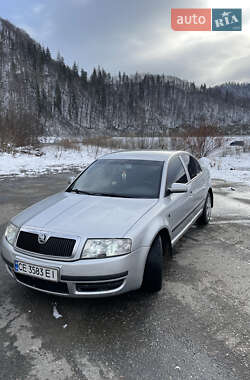 Лифтбек Skoda Superb 2004 в 