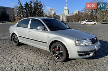Лифтбек Skoda Superb 2007 в 
