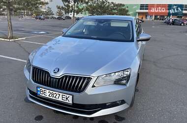 Лифтбек Skoda Superb 2016 в 