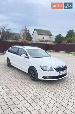 Универсал Skoda Superb 2013 в 
