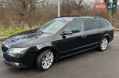 Универсал Skoda Superb 2015 в 