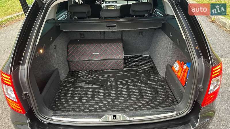 Универсал Skoda Superb 2015 в Ужгороде
