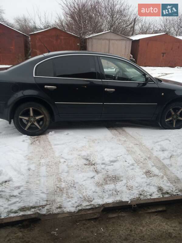 Лифтбек Skoda Superb 2005 в Ровно