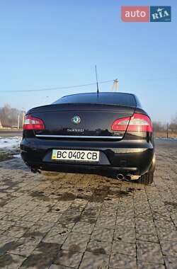 Лифтбек Skoda Superb 2009 в 