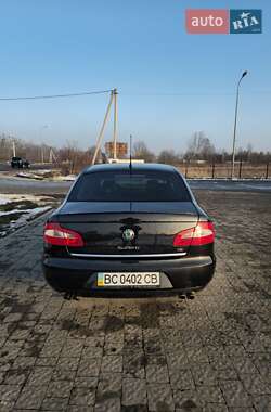 Лифтбек Skoda Superb 2009 в 