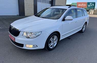 Універсал Skoda Superb 2010 в Луцьку