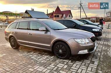 Універсал Skoda Superb 2010 в 