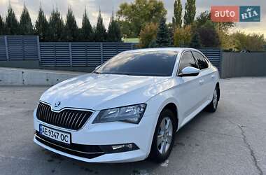 Ліфтбек Skoda Superb 2015 в Павлограді