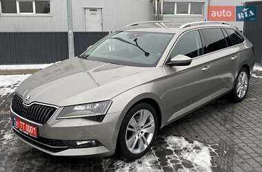 Універсал Skoda Superb 2016 в Мукачевому