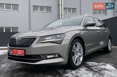 Універсал Skoda Superb 2016 в Мукачевому