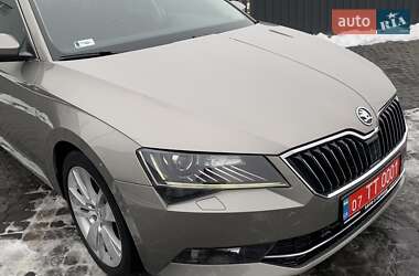 Універсал Skoda Superb 2016 в Мукачевому