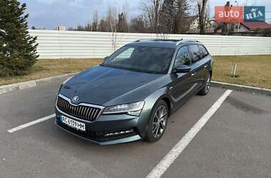 Універсал Skoda Superb 2019 в Одесі