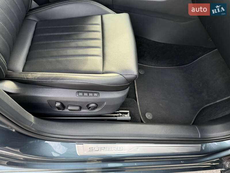 Универсал Skoda Superb 2019 в Одессе