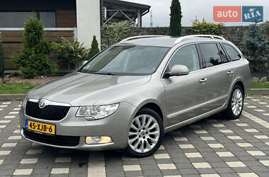 Універсал Skoda Superb 2012 в Стрию